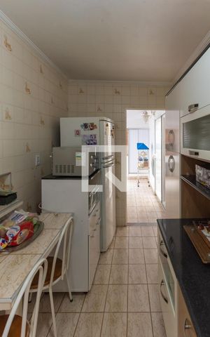 Casa à venda com 179m², 3 quartos e 3 vagas Casa à venda com 179m², 3 quartos e 3 vagasCozinha