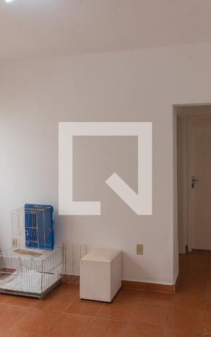Casa à venda com 179m², 3 quartos e 3 vagas Casa à venda com 179m², 3 quartos e 3 vagasCasa 2- Sala