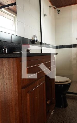 Apartamento para alugar com 475m², 3 quartos e sem vagaBanheiro