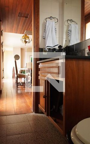 Apartamento para alugar com 475m², 3 quartos e sem vagaBanheiro