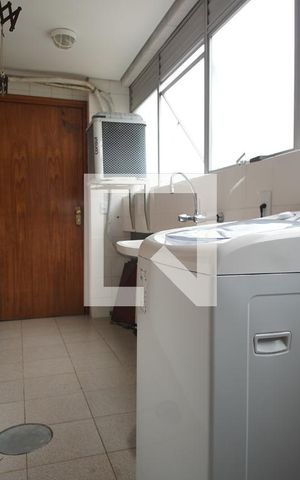 Apartamento para alugar com 475m², 3 quartos e sem vagaÁrea de serviço