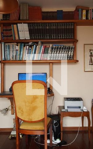 Apartamento para alugar com 475m², 3 quartos e sem vagaEscritório