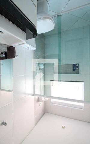 Casa à venda com 195m², 3 quartos e 3 vagasBanheiro Social