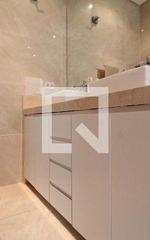 Casa à venda com 195m², 3 quartos e 3 vagasBanheiro da Suíte