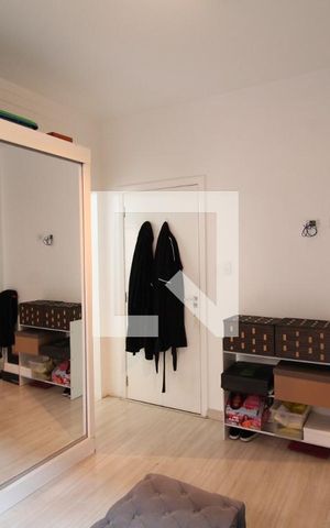 Casa à venda com 195m², 3 quartos e 3 vagasCloset da suíte