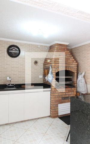 Casa à venda com 195m², 3 quartos e 3 vagasChurrasqueira
