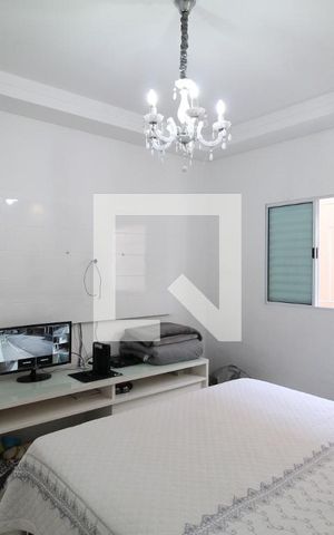 Casa à venda com 195m², 3 quartos e 3 vagasSuíte master