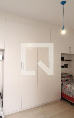 Casa à venda com 195m², 3 quartos e 3 vagasQuarto 1 - Armários