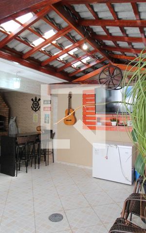 Casa à venda com 195m², 3 quartos e 3 vagasQuintal