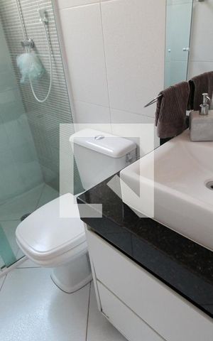 Casa à venda com 195m², 3 quartos e 3 vagasBanheiro Social