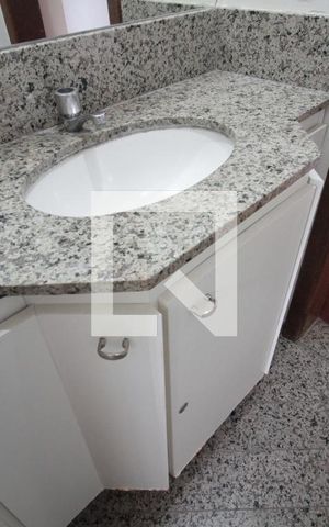 Apartamento para alugar com 92m², 3 quartos e 2 vagasBanheiro Social
