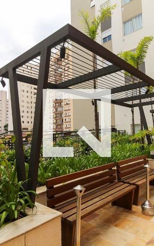 Apartamento à venda com 34m², 2 quartos e sem vagaÁrea comum
