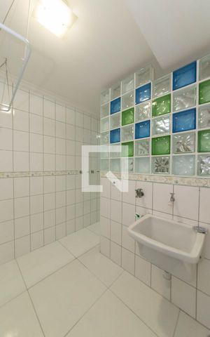 Apartamento à venda com 70m², 2 quartos e 1 vaga Apartamento à venda com 70m², 2 quartos e 1 vagaLavanderia