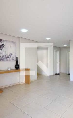 Apartamento à venda com 66m², 3 quartos e 1 vaga Apartamento à venda com 66m², 3 quartos e 1 vagaHall social
