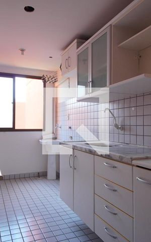 Apartamento para alugar com 74m², 3 quartos e 2 vagasCozinha 