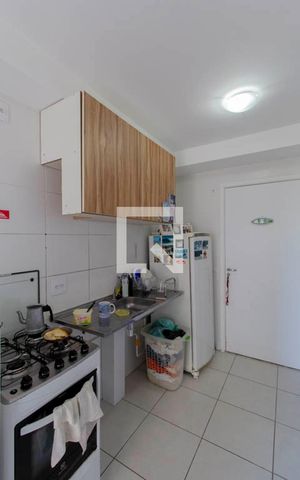 Apartamento à venda com 29m², 1 quarto e sem vaga Apartamento à venda com 29m², 1 quarto e sem vagaSala e Cozinha Integrada
