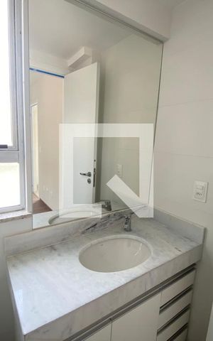 Apartamento à venda com 62m², 2 quartos e 2 vagasBanheiro