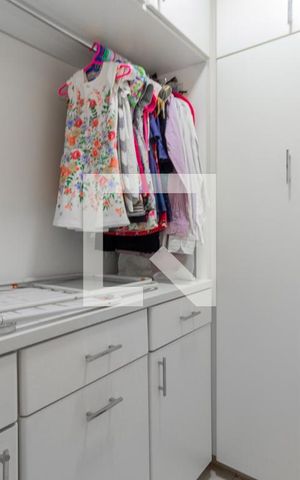 Apartamento à venda com 202m², 3 quartos e 3 vagas Apartamento à venda com 202m², 3 quartos e 3 vagasQuarto de Serviço