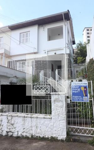 Casa à venda com 179m², 3 quartos e 1 vagaFachada
