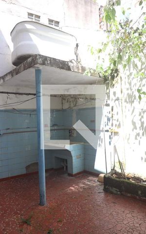 Casa à venda com 179m², 3 quartos e 1 vagaÁrea de Serviço