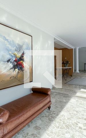 Apartamento à venda com 150m², 2 quartos e 1 vagaHall