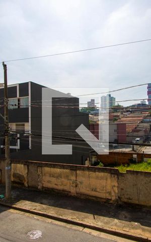 Casa à venda com 218m², 3 quartos e 3 vagas Casa à venda com 218m², 3 quartos e 3 vagasVista da área externa