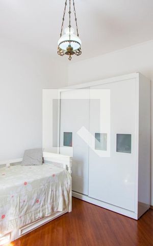 Casa à venda com 218m², 3 quartos e 3 vagas Casa à venda com 218m², 3 quartos e 3 vagasQuarto 2 - Suíte