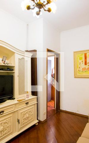 Casa à venda com 218m², 3 quartos e 3 vagas Casa à venda com 218m², 3 quartos e 3 vagasQuarto 1 - Suíte