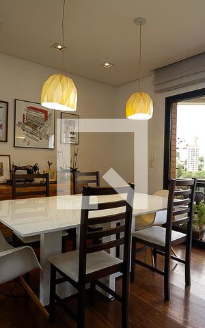 Apartamento à venda com 120m², 3 quartos e 2 vagas Apartamento à venda com 120m², 3 quartos e 2 vagassala