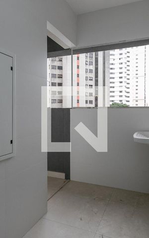 Apartamento à venda com 192m², 3 quartos e 4 vagas Apartamento à venda com 192m², 3 quartos e 4 vagasÁrea de Serviço