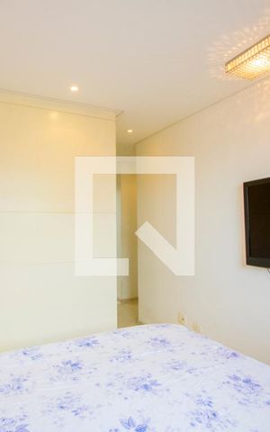 Apartamento à venda com 170m², 4 quartos e 3 vagas Apartamento à venda com 170m², 4 quartos e 3 vagasQuarto 1 - Suíte
