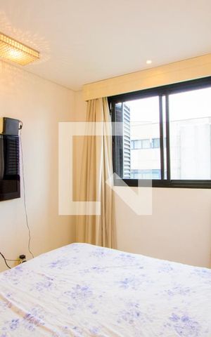 Apartamento à venda com 170m², 4 quartos e 3 vagas Apartamento à venda com 170m², 4 quartos e 3 vagasQuarto 1 - Suíte