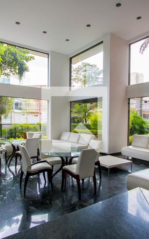Apartamento à venda com 170m², 4 quartos e 3 vagas Apartamento à venda com 170m², 4 quartos e 3 vagasÁrea comum - Salão de festas