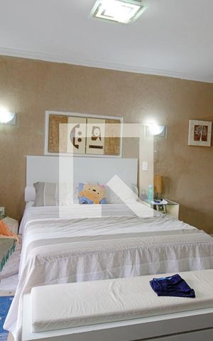 Casa à venda com 150m², 2 quartos e 2 vagas Casa à venda com 150m², 2 quartos e 2 vagasSuíte 1