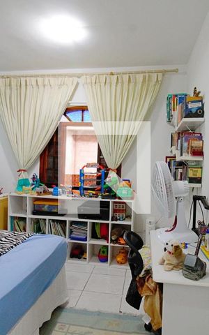 Casa à venda com 150m², 2 quartos e 2 vagas Casa à venda com 150m², 2 quartos e 2 vagasQuarto 2
