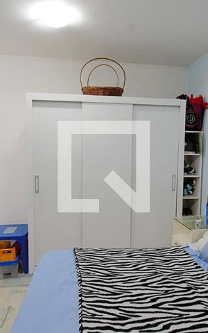 Casa à venda com 150m², 2 quartos e 2 vagas Casa à venda com 150m², 2 quartos e 2 vagasQuarto 2