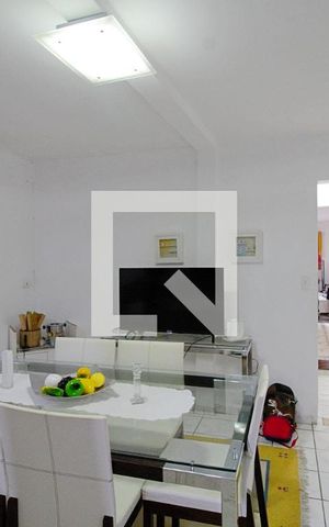 Casa à venda com 150m², 2 quartos e 2 vagas Casa à venda com 150m², 2 quartos e 2 vagasCopa