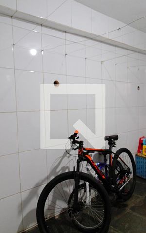 Casa à venda com 150m², 2 quartos e 2 vagas Casa à venda com 150m², 2 quartos e 2 vagasÁrea de Serviço