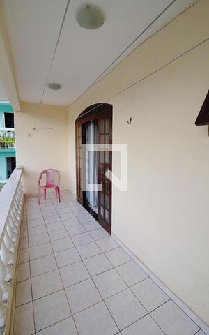 Casa à venda com 150m², 2 quartos e 2 vagas Casa à venda com 150m², 2 quartos e 2 vagasVaranda da Suíte 1