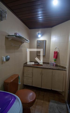 Apartamento para alugar com 55m², 1 quarto e 1 vaga Apartamento para alugar com 55m², 1 quarto e 1 vagaBanheiro