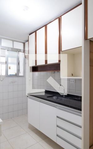 Apartamento à venda com 57m², 2 quartos e 1 vaga Apartamento à venda com 57m², 2 quartos e 1 vagaCozinha