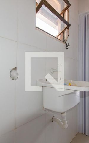 Apartamento para alugar com 75m², 2 quartos e 1 vaga Apartamento para alugar com 75m², 2 quartos e 1 vagaÁrea de serviço