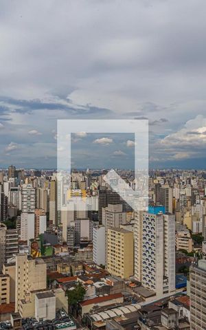 Apartamento à venda com 210m², 3 quartos e 3 vagas Apartamento à venda com 210m², 3 quartos e 3 vagasVista