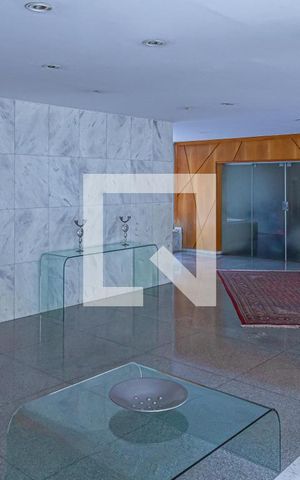 Apartamento à venda com 210m², 3 quartos e 3 vagas Apartamento à venda com 210m², 3 quartos e 3 vagasHall social