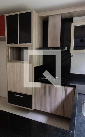 Casa para alugar com 130m², 3 quartos e 2 vagas Casa para alugar com 130m², 3 quartos e 2 vagasCozinha