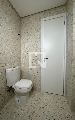 Apartamento à venda com 135m², 3 quartos e 3 vagasBanheiro da Suíte 1