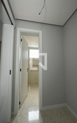 Apartamento à venda com 135m², 3 quartos e 3 vagasBanheiro da Suíte 2