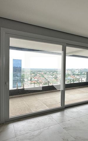 Apartamento à venda com 135m², 3 quartos e 3 vagasPorta Janela da Sala
