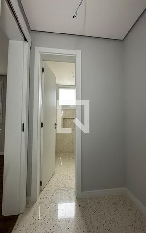Apartamento à venda com 135m², 3 quartos e 3 vagasBanheiro da Suíte 1