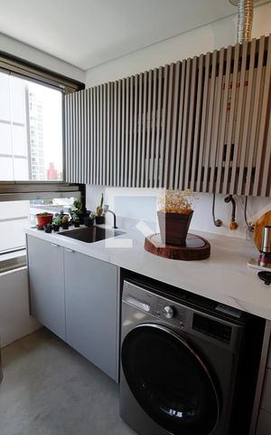 Apartamento à venda com 70m², 1 quarto e 1 vaga Apartamento à venda com 70m², 1 quarto e 1 vagaÁrea de Serviço